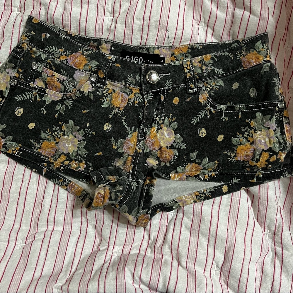 GOGO Women's Floral Gray Jeans